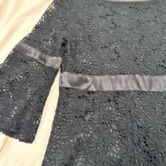 Karen Millen England women’s size 6 dress black lace with bow - Picture 6 of 6